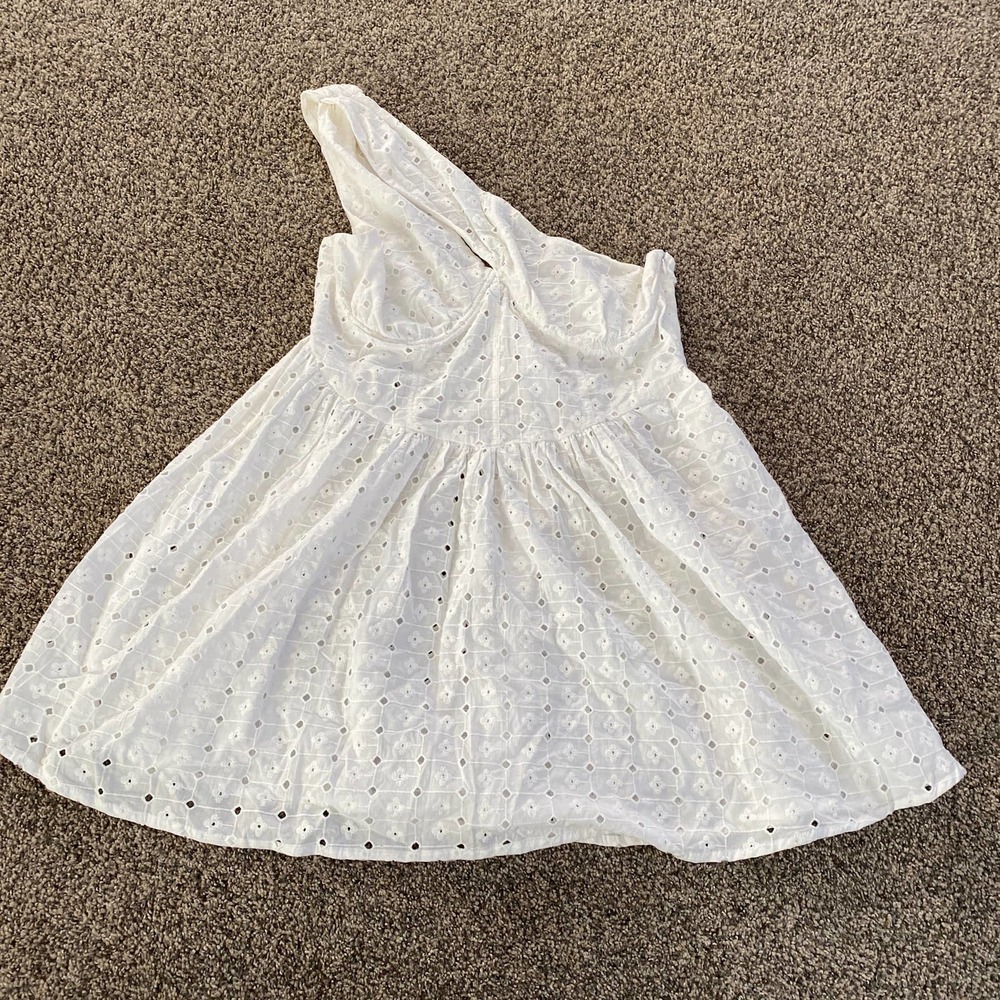 ASOS DESIGN one shoulder cupped eyelet mini sundress in white - Size 10
